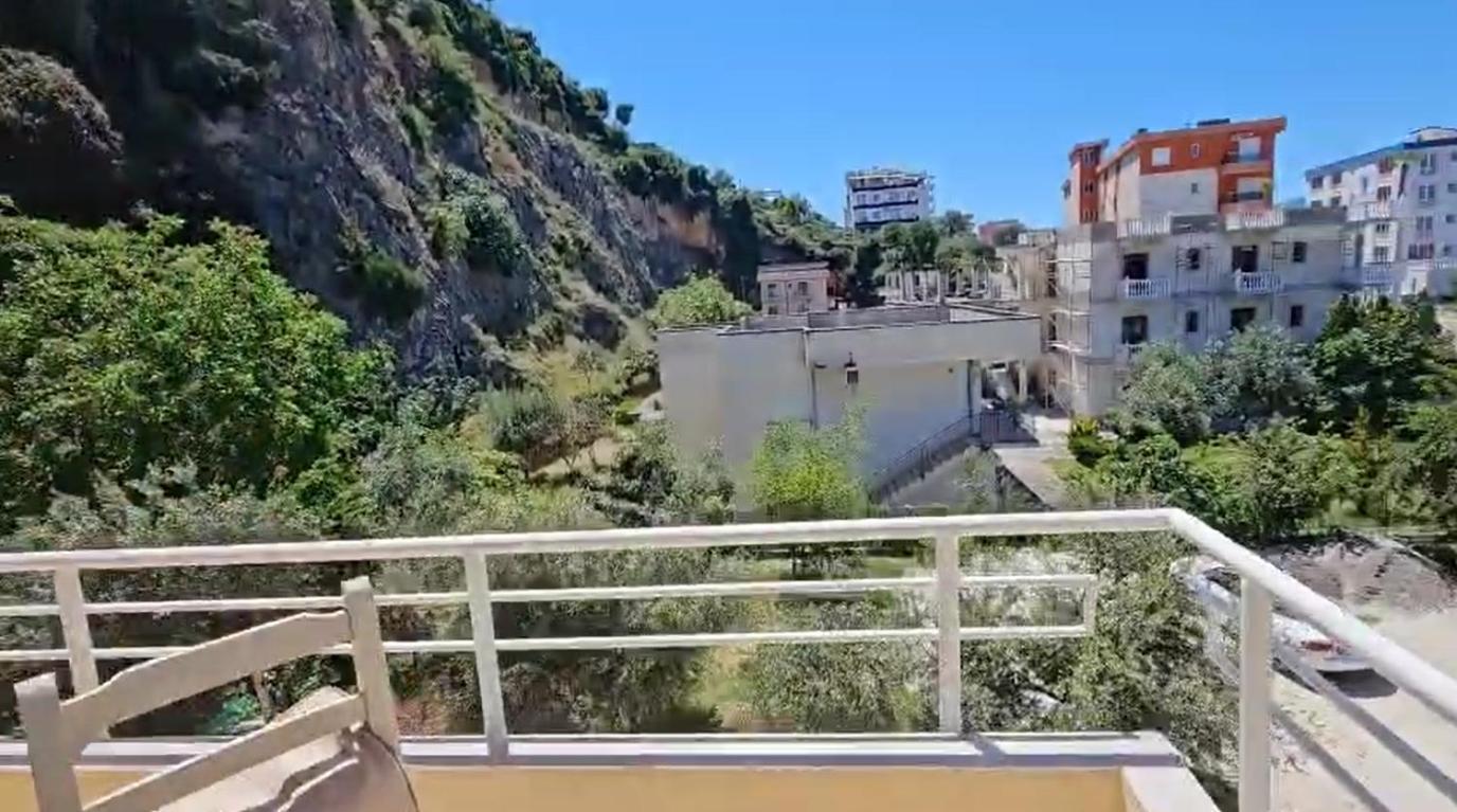 Balili Gjestgiverier Vlorë